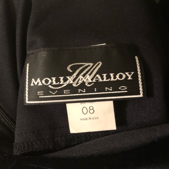 Sweet little black, velvet dress - Picture 6 of 6